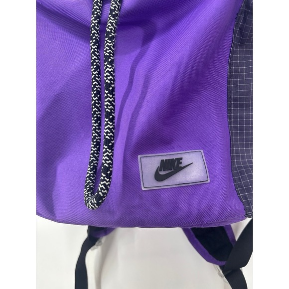 Nike Heritage Ruksack (Wild Berry) 16-17 inch - Picture 2 of 8